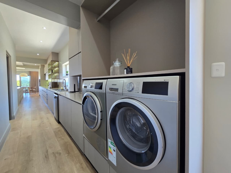 4 Bedroom Property for Sale in Outeniqua Strand Western Cape